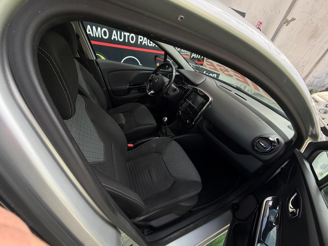 Renault Clio 2014 1.5 dCi 75CV R-LINK FULL OPT. LEGGI TUTTO