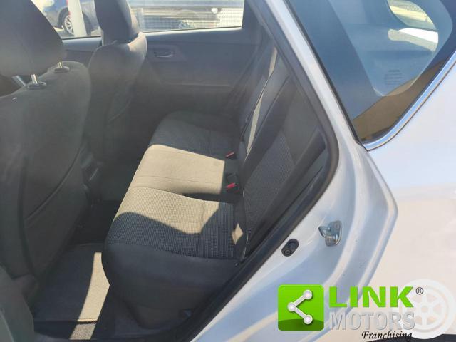 TOYOTA Auris 1.8 Hybrid Lounge