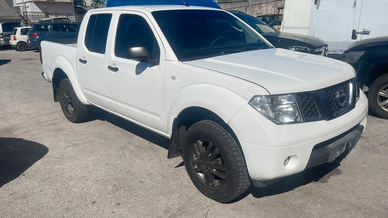 Nissan Navara 2.5 dCi 4 porte Double Cab XE