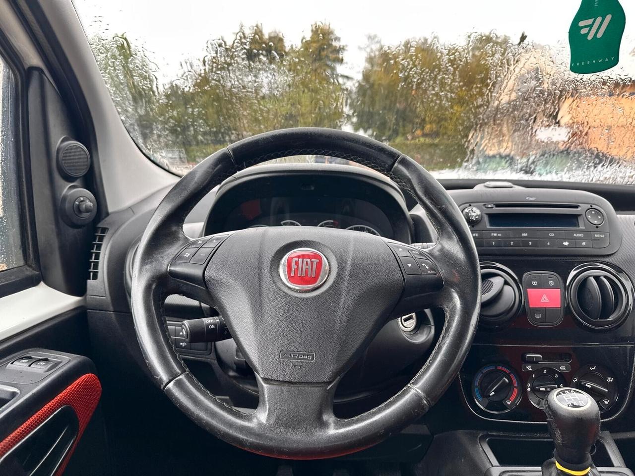 Fiat Qubo 1.3 MJT 75 CV Trekking