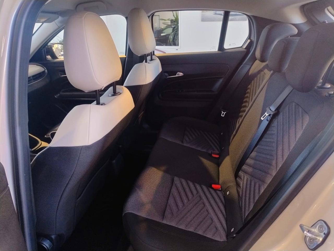 Fiat 600 Hybrid 100 CV DCT MHEV La Prima