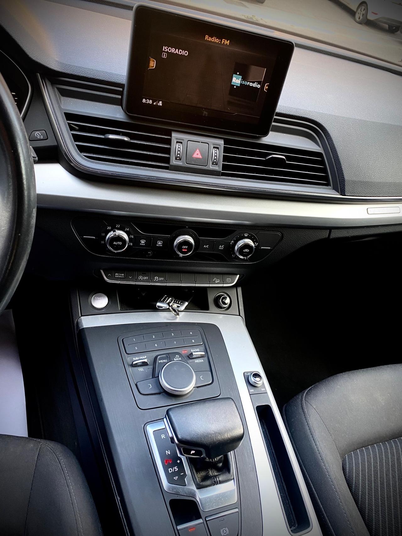 Audi Q5 2.0 TDI quattro S tronic Business Sport