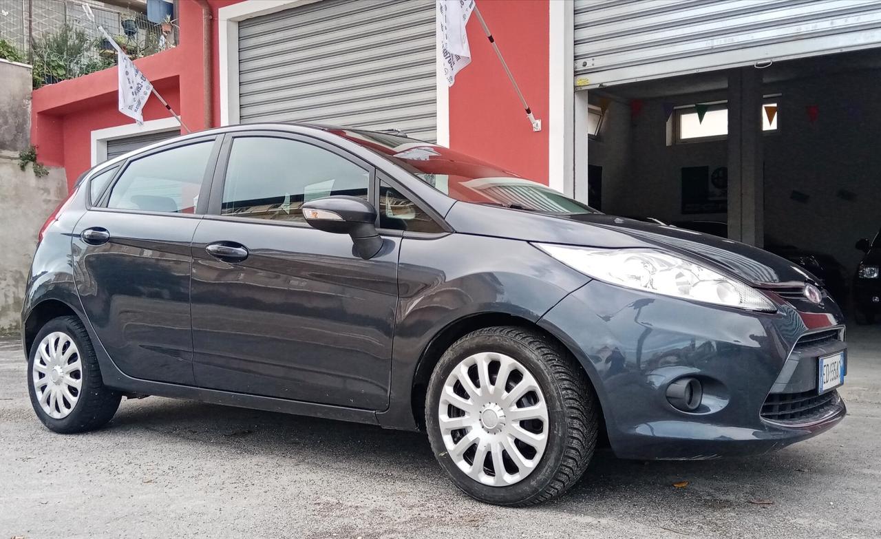 Ford Fiesta 1.4 TDCi 5p. Titanium