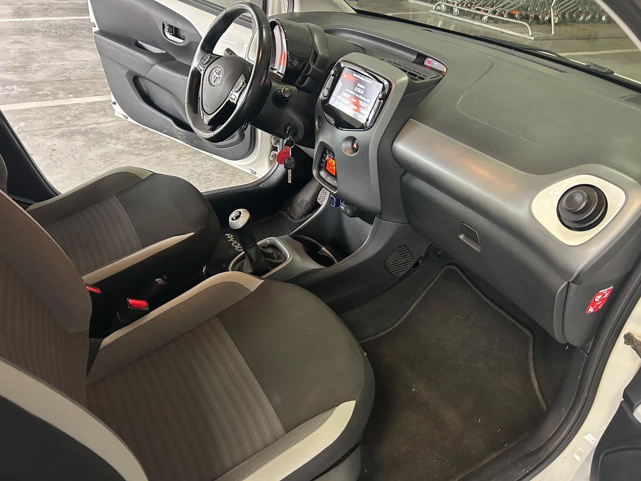 Toyota Aygo 1.0 VVT-i 72 CV 5 porte x-cool