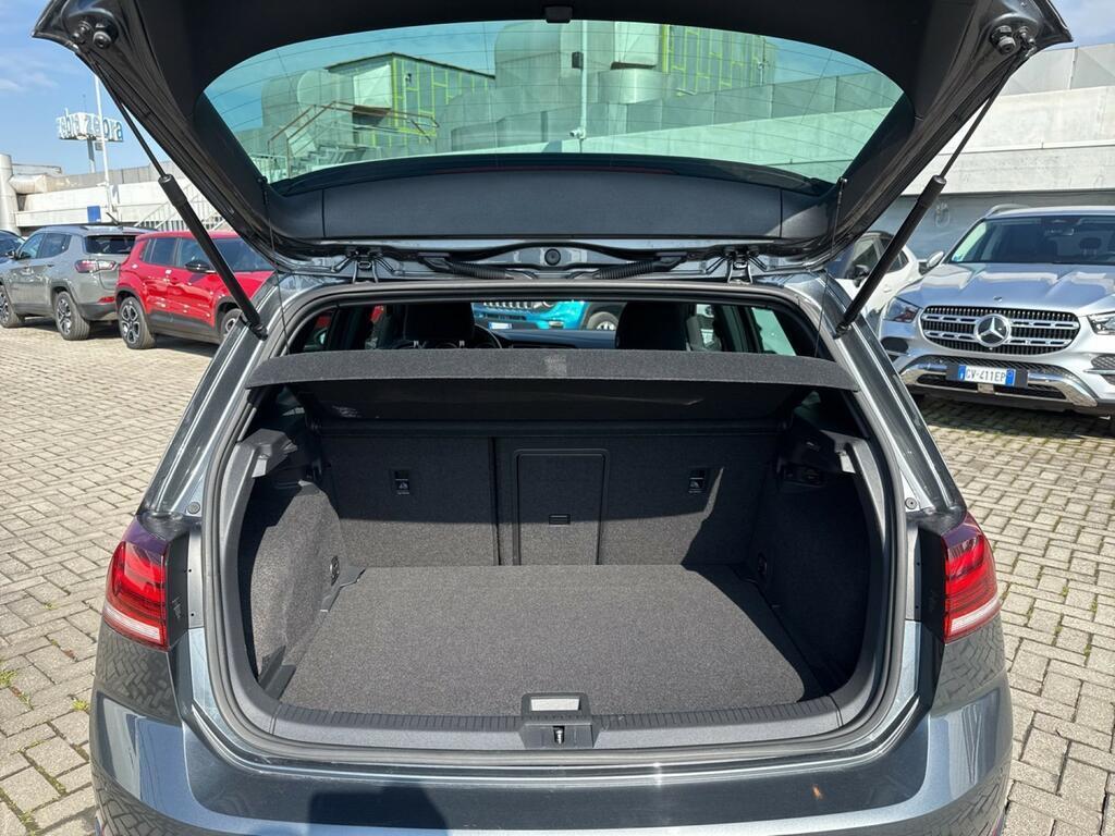 Volkswagen Golf 1.6 TDI BlueMotion Sport DSG