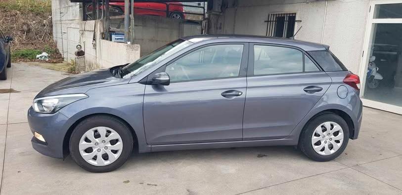 Hyundai i20 1.1 CRDi 12V "KM 64000"