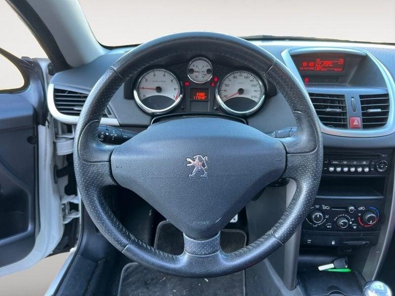 Peugeot 207 1.6 VTi 120CV CC Sweet Years