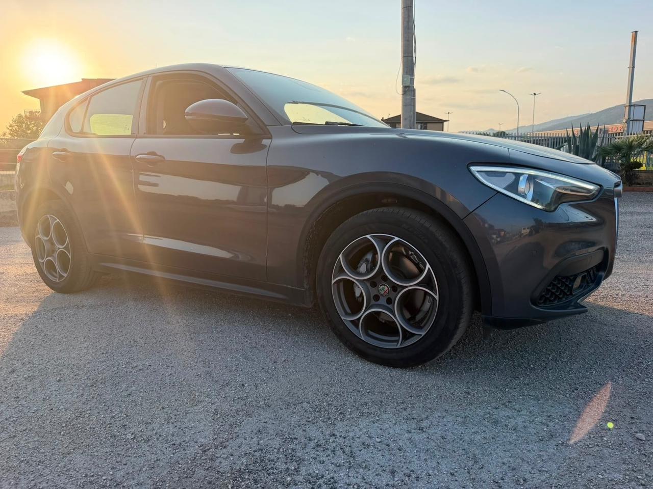 Alfa Romeo Stelvio 2.2 Turbodiesel 190 CV AT8 Q4 Business