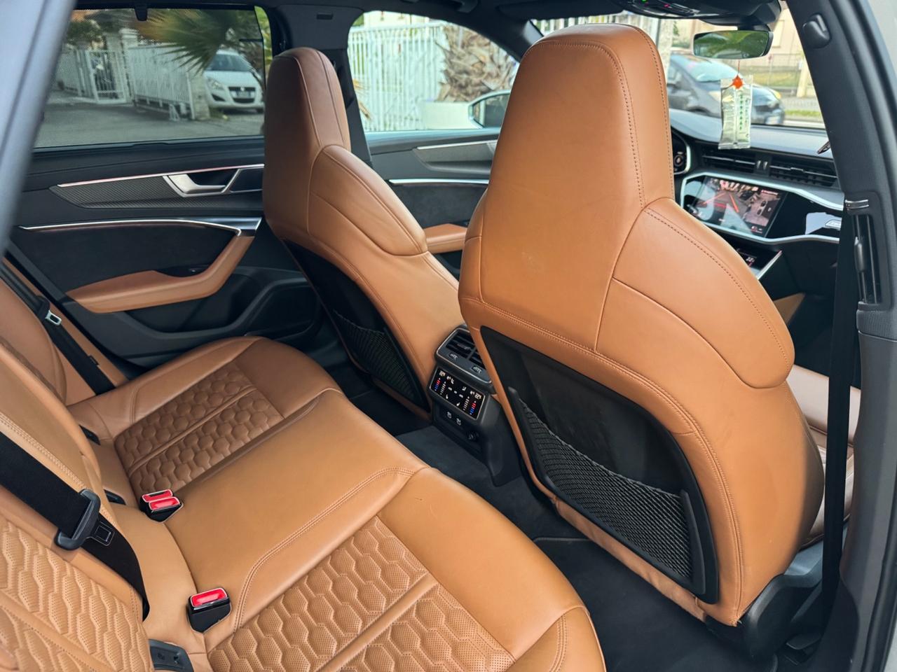 AUDI RS6 4.0 600cv EXTRA FULL 21 (PERMUTO)