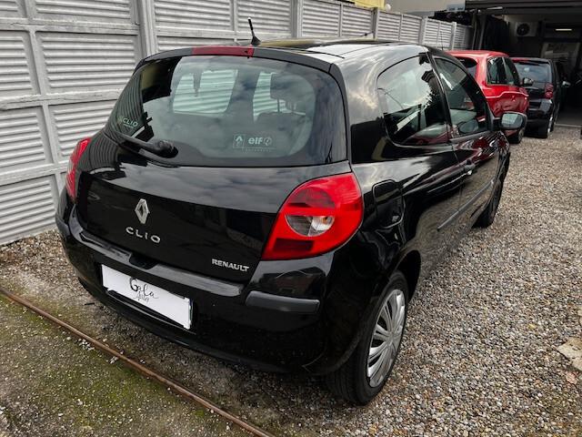 Renault Clio 1.2 16V 3 porte Dynamique