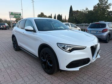 ALFA ROMEO STELVIO 2.0 BENZ 200CV Q4 GANCIO TRAINO