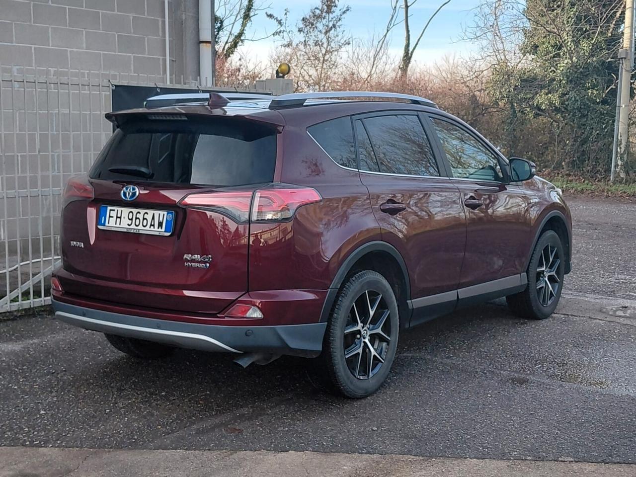 Toyota RAV 4 2.5 Hybrid Style 4wd garanzia MEC 12 mesi