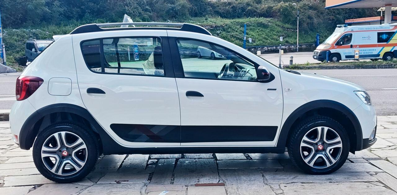 DACIA SANDERO STEPWAY 1.5 BLUE DCI 95 CV TECHROAD