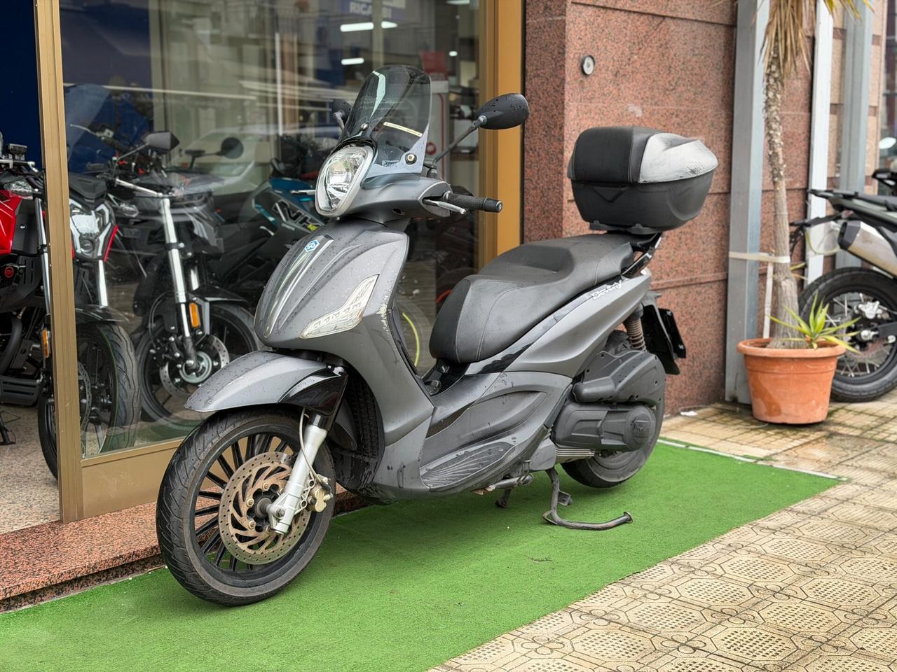 Piaggio Beverly 300 tua a soli 28€