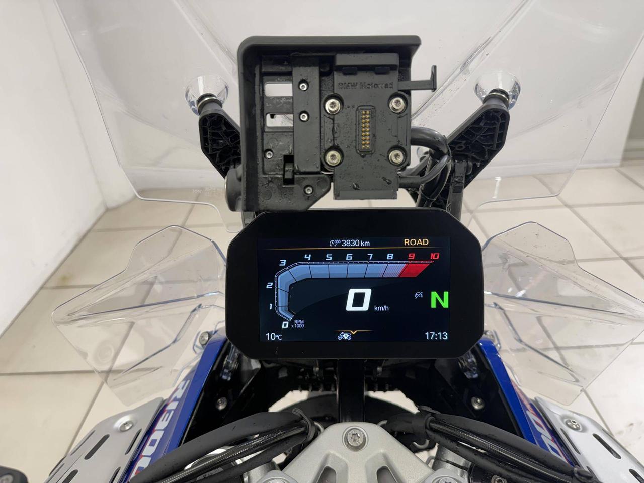 BMW R 1300 GS Adventure Trophy