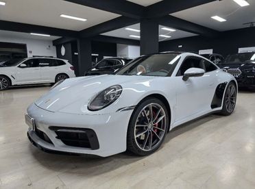 Porsche 992 Carrera 4S (Tetto-Chrono-Asse sterzante)