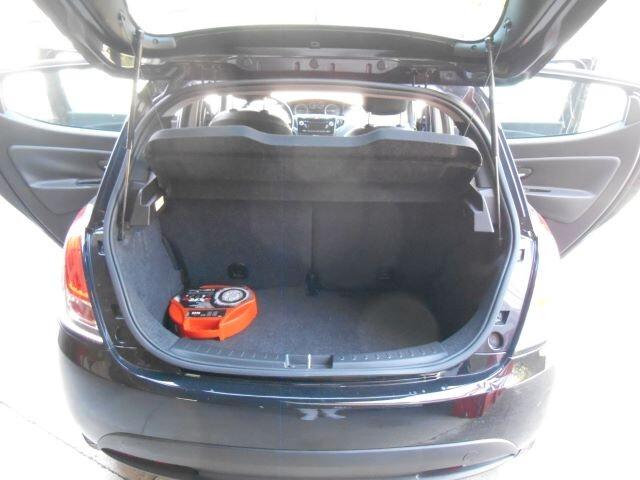 Lancia Ypsilon 1.2 69 CV 5 porte KM 95000