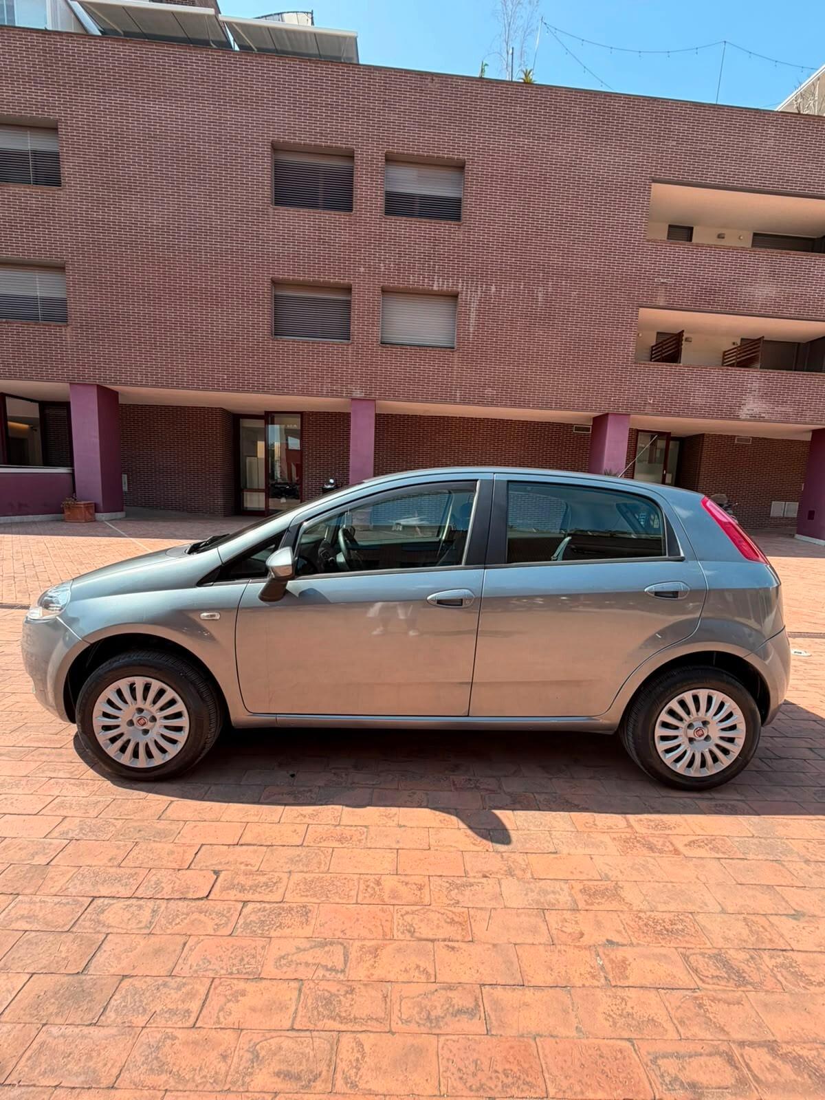 Fiat Grande Punto 1.4 5 porte Dynamic Natural Power