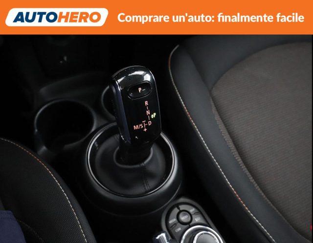 MINI Cooper 1.5 Cooper Essential 5 porte