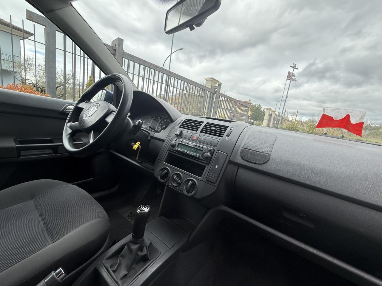 VOLKSWAGEN POLO 4 SERIE 1.4 75 CV 5P. COMFORTLINE