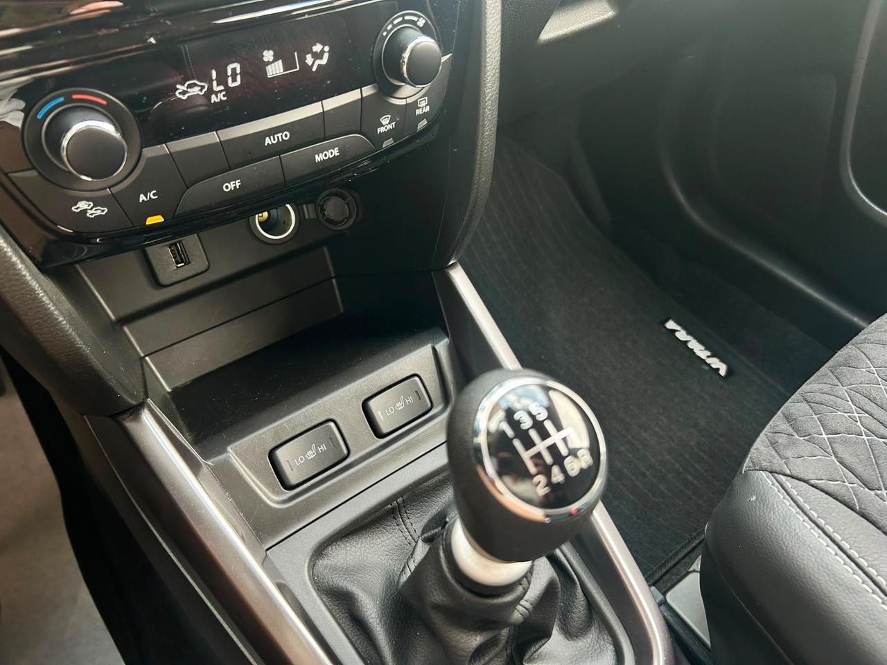 Suzuki Vitara 1.4 Hybrid Top