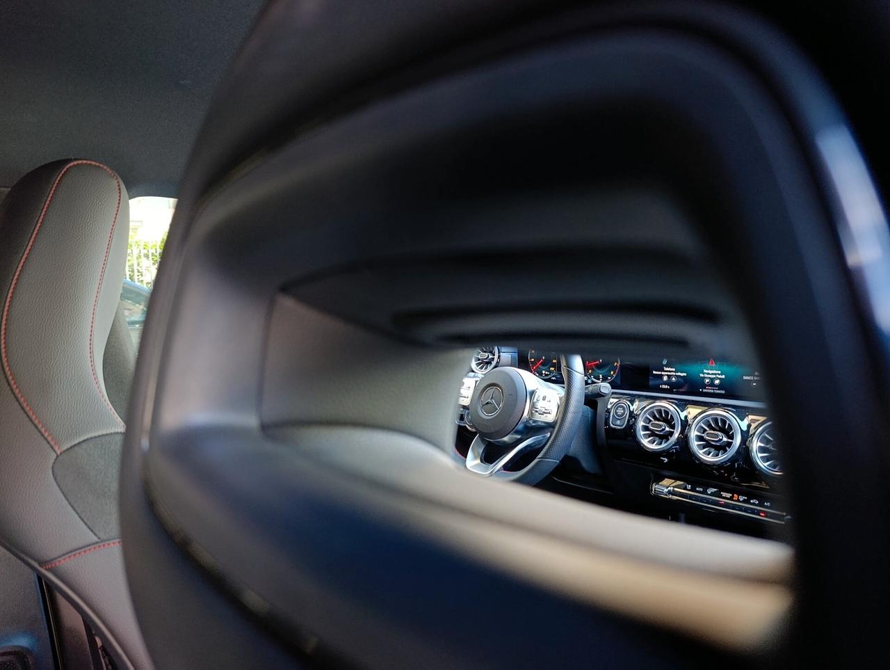 Mercedes-benz CLA 200 CLA 200 Automatic Shooting Brake Premium
