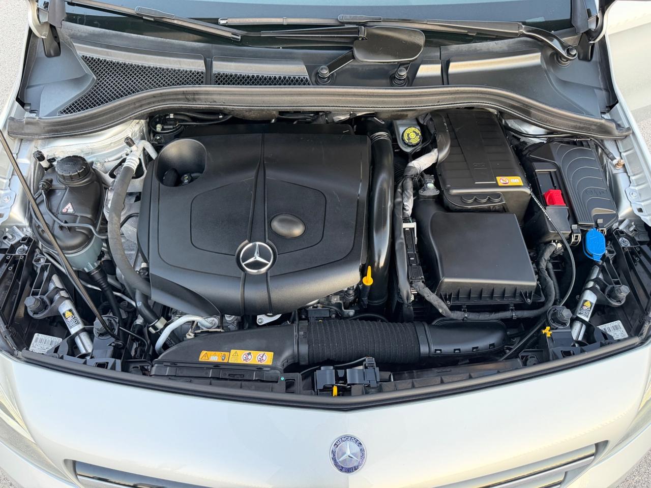 MERCEDES-BENZ B 220 CDI 170CV IPERFULL TETTO MY14