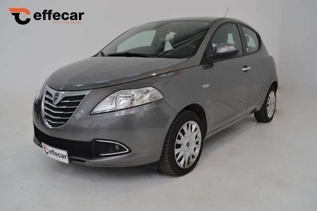 Lancia Ypsilon 1.2 69 CV 5 porte GPL NEOPATENTATI