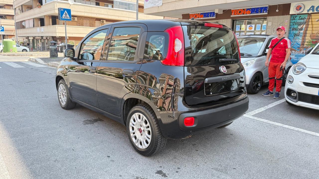 Fiat Panda 1.2 Lounge LED PDC