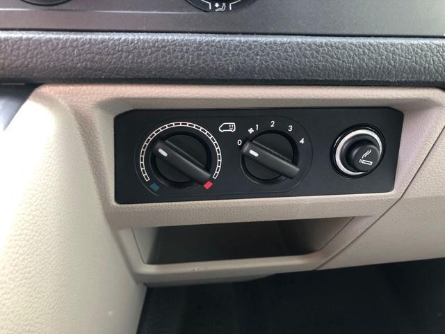 VOLKSWAGEN Transporter 2.0 TDI 102CV 9 Posti NOLEGGIO