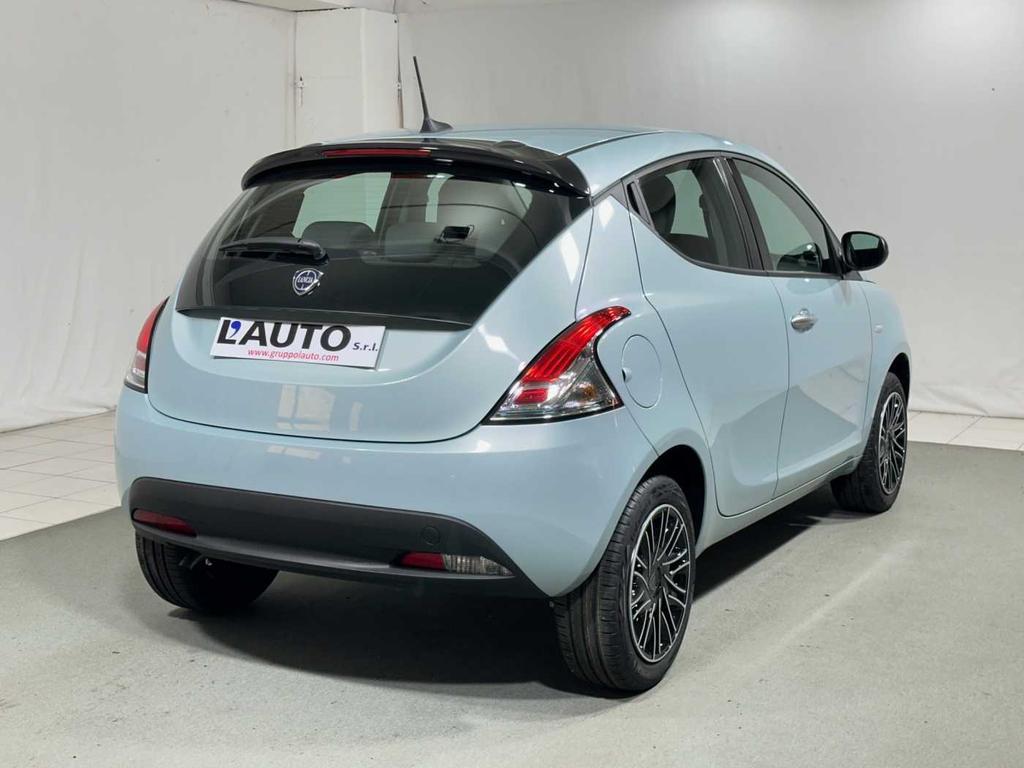 Lancia Ypsilon 1.0 firefly hybrid Gold s&s 70cv 5p.ti