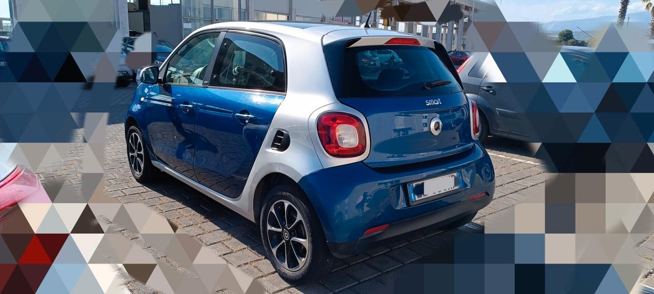 Smart ForFour 70 1.0 Passion