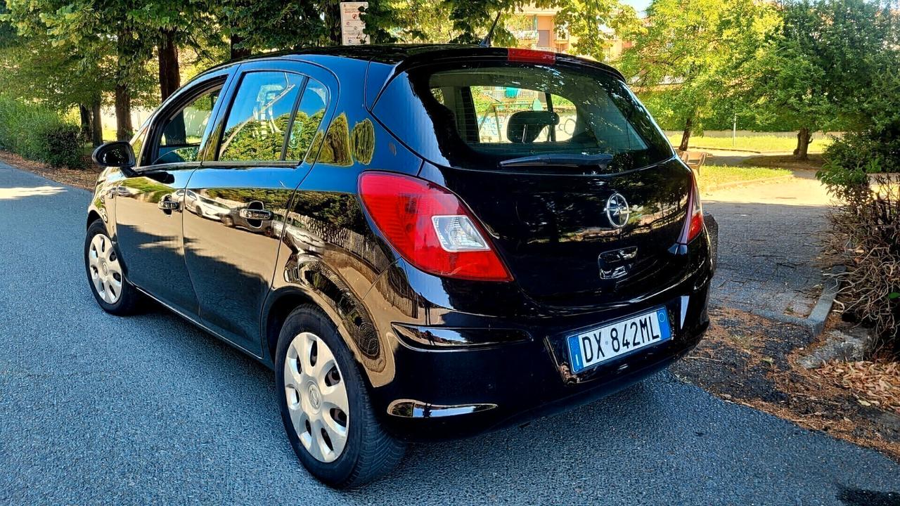 Opel Corsa 1.2 80CV 5 porte GPL-TECH Edition