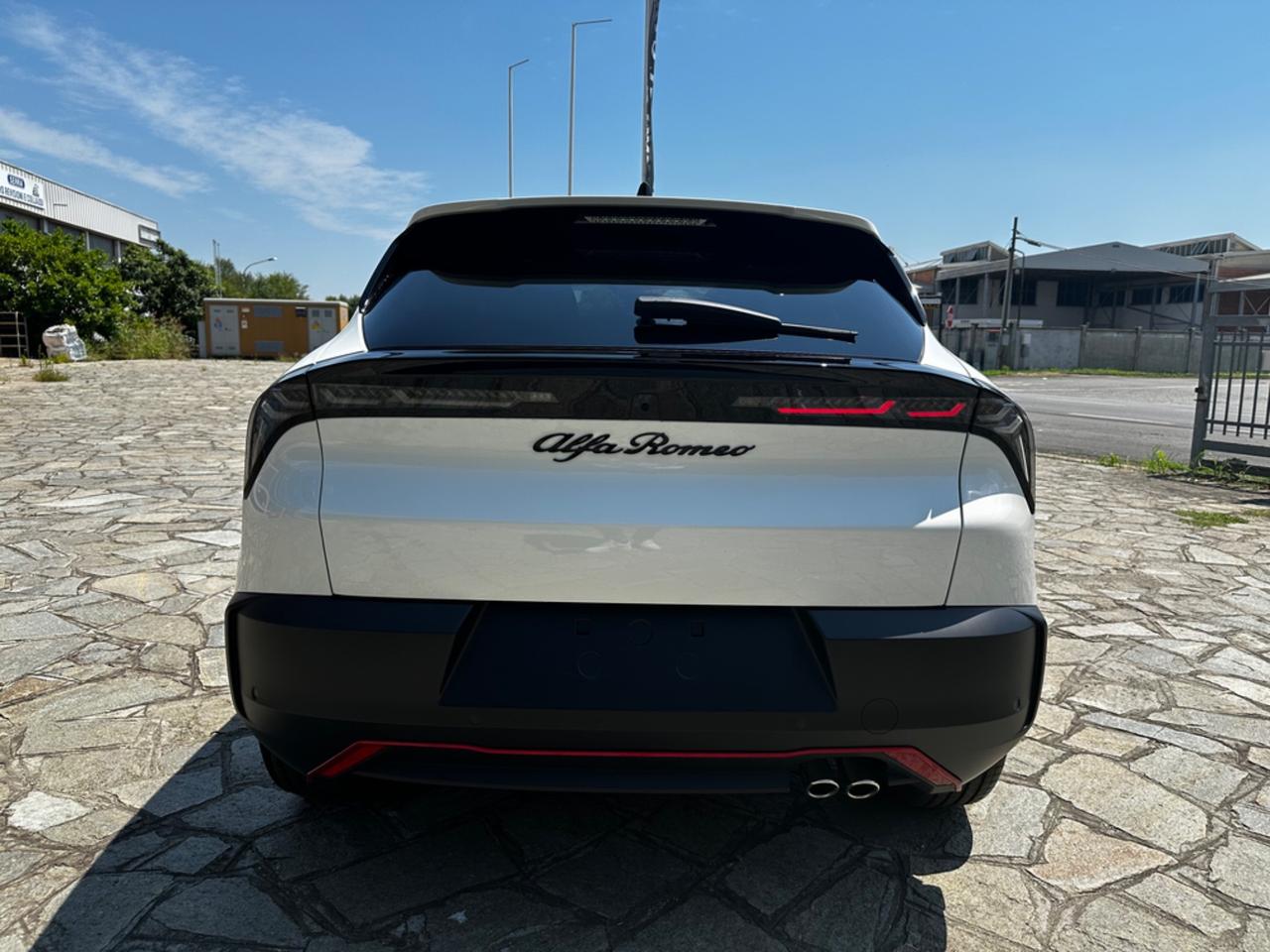 Alfa Romeo Junior 1.2 136 CV Hybrid eDCT6 SPECIALE