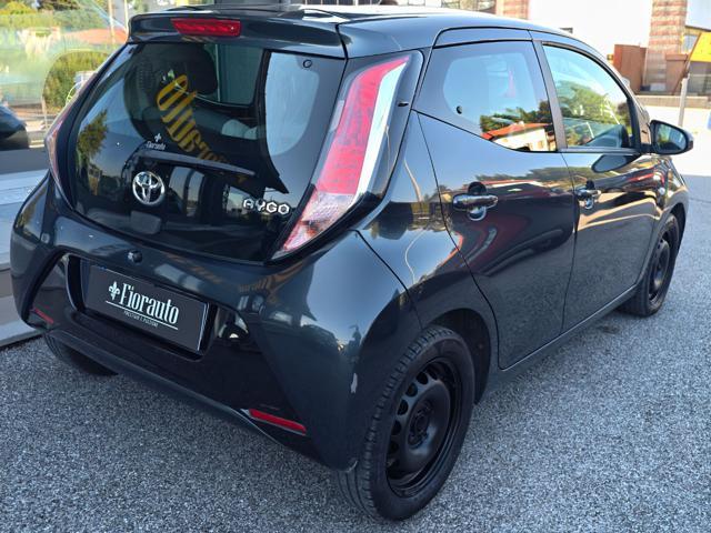 TOYOTA Aygo 1.0 VVT-i 69 CV 5 porte x-cool