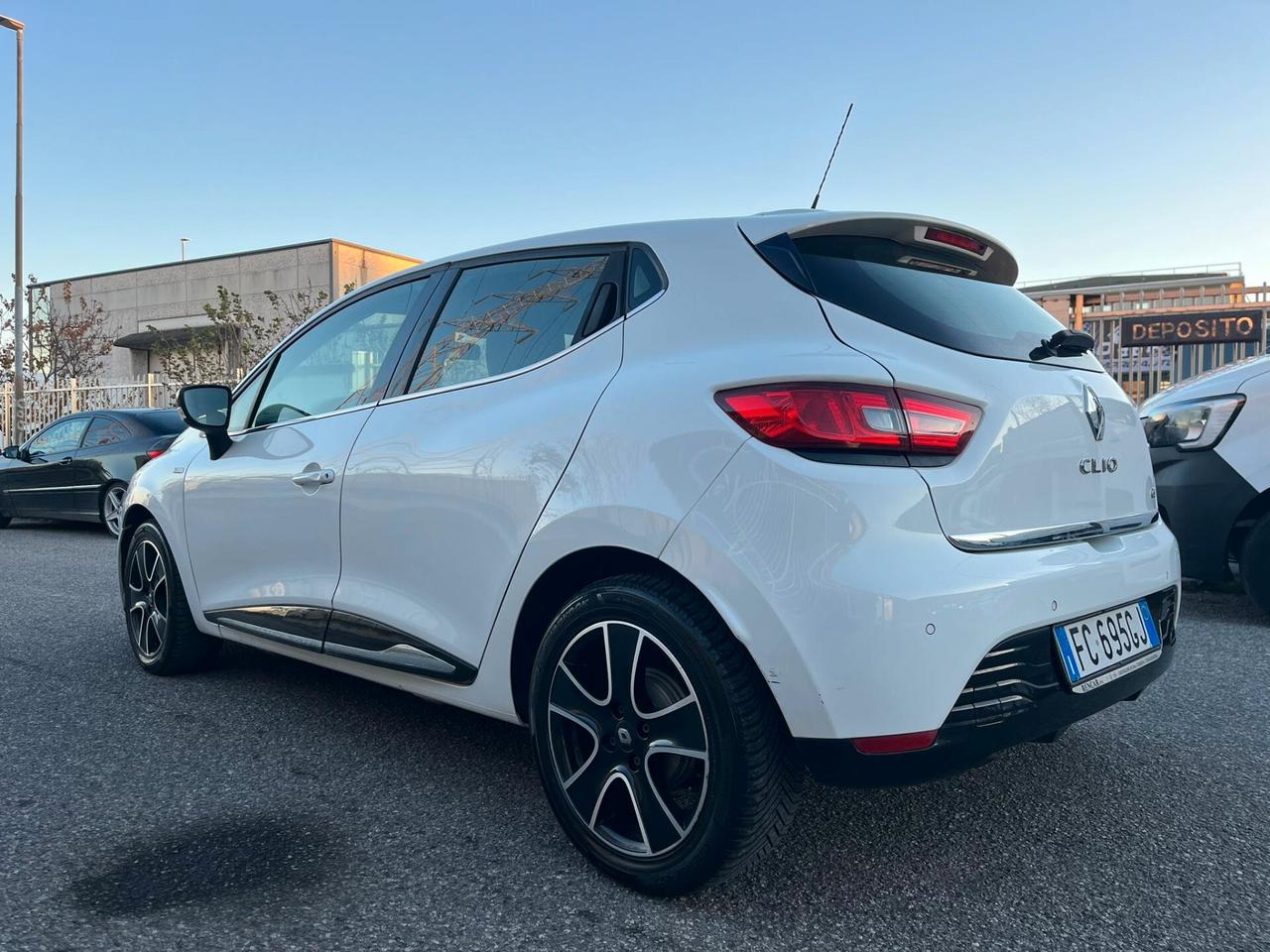 Renault Clio dCi 8V 75CV DUEL X NEOPATENTATI