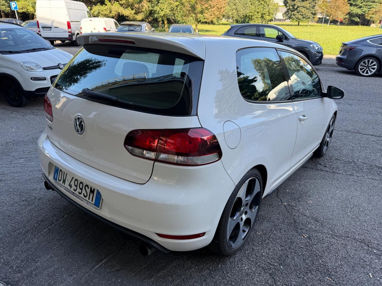 Volkswagen Golf GTI 2.0 TSI 3p.
