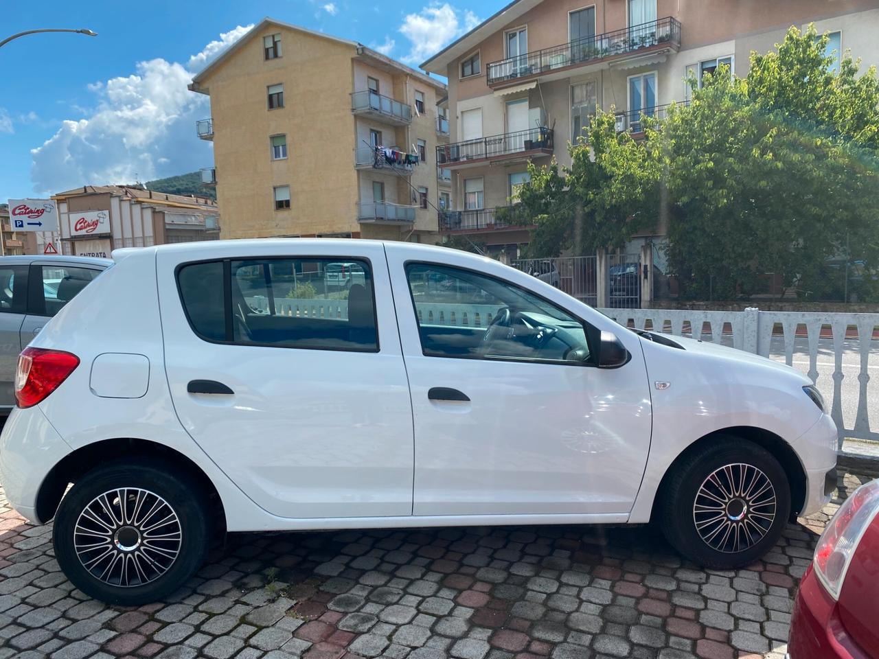 Dacia Sandero 1.2 75CV Ambiance N1