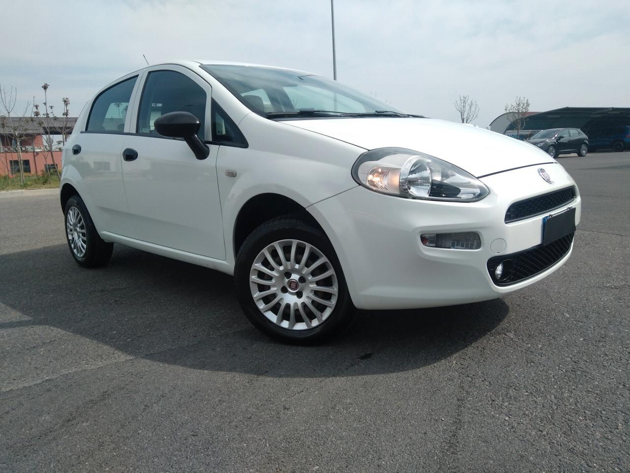 Fiat Punto 1.4 8V 77cv 5 porte Natural Power Street x neopatentati