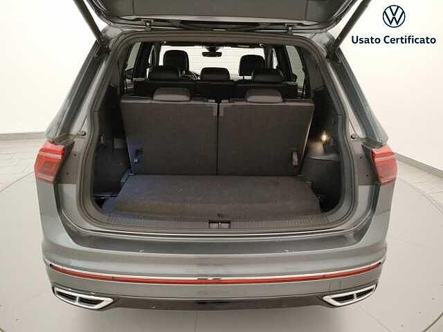 Volkswagen Tiguan Allspace 2.0 TDI SCR DSG 4MOTION R-Line