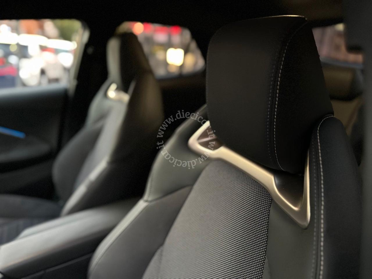 Toyota C-HR 1.8 Hybrid E-CVT Lounge PANORAMA 9000KM