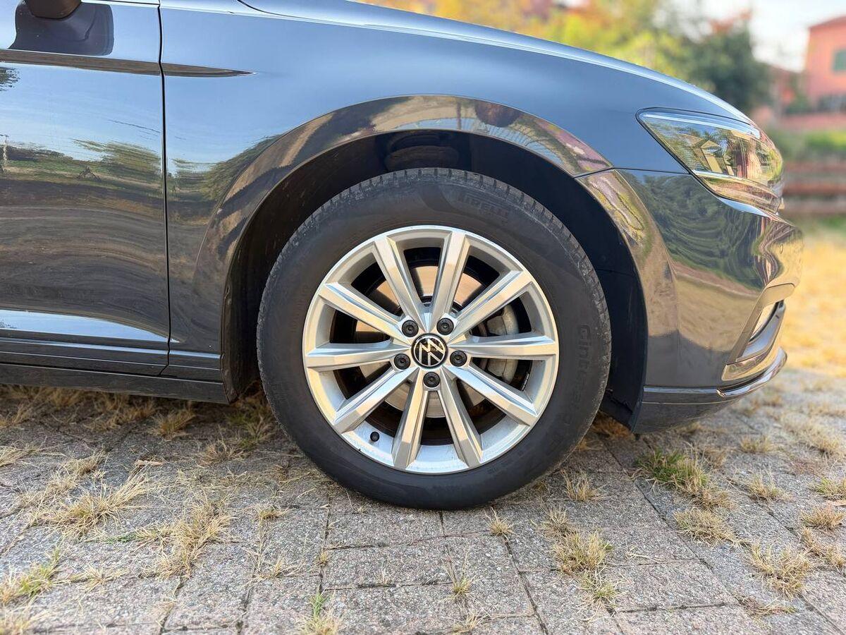 Volkswagen Passat Variant 2.0 tdi Business 122cv dsg