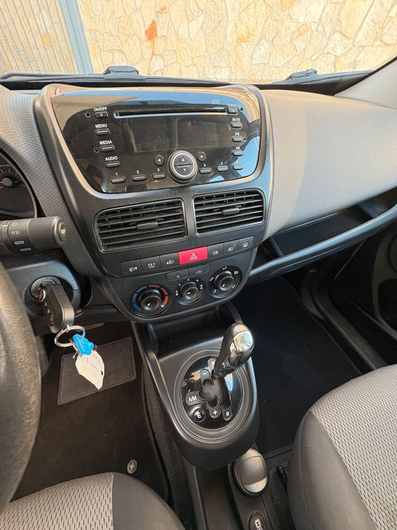 Fiat Doblò 1.6 MJT 16V 90CV Dualogic Emotion AUTOMATICO