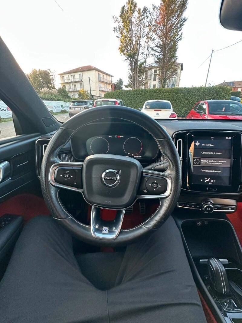 VOLVO XC40 (2017-->) XC40 T3 Geartronic R-design