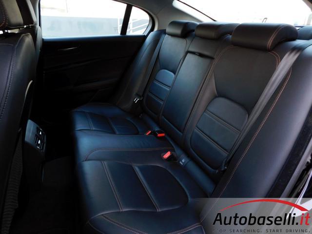 JAGUAR XE 2.0 D TURBO 180CV AUTOMATICA PRESTIGE