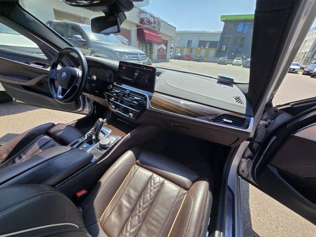 BMW 530 530e Touring Luxury auto IVA ESPOSTA