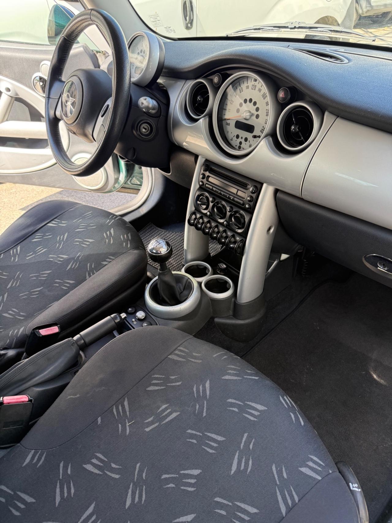 Mini 1.4 tdi One D de luxe