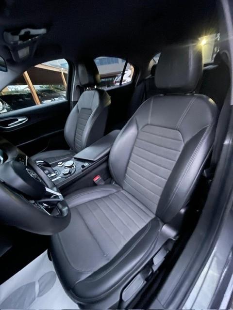 Alfa Romeo Giulia 2.2 Turbodiesel 160 CV AT8 Sprint