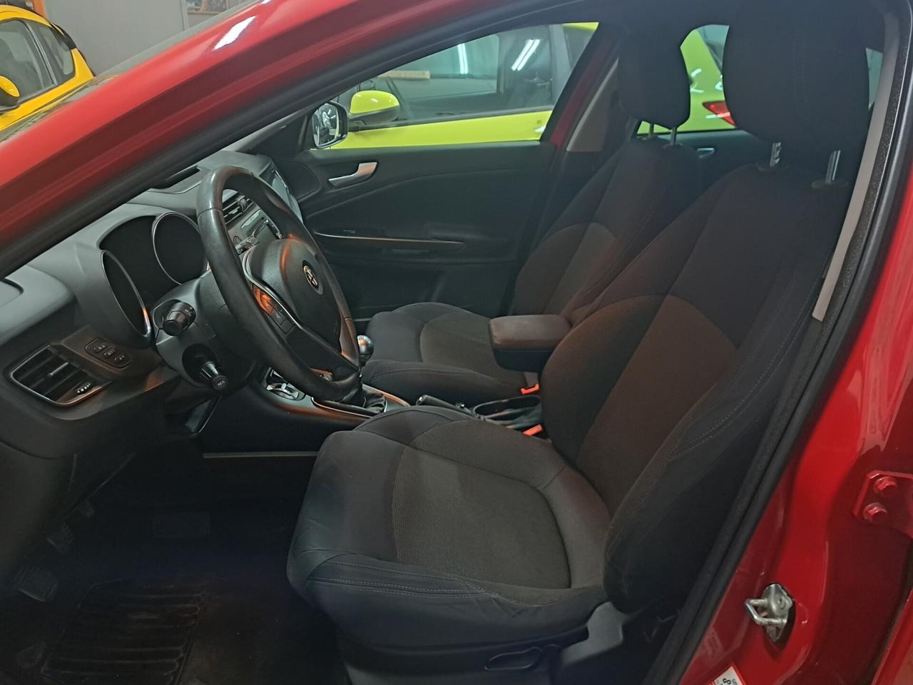 Alfa Romeo Giulietta 1.4 Turbo 120 CV GPL 2015 uni