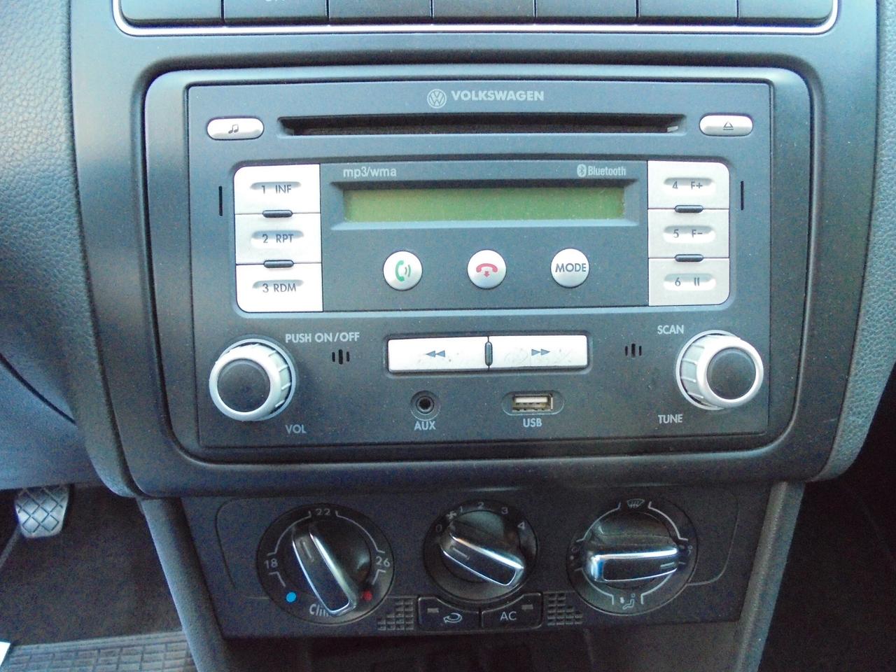 VOLKSWAGEN POLO 1.2 70CV COMFORTLINE 5P UNIPROPRIETARIO NEOPATENTATI